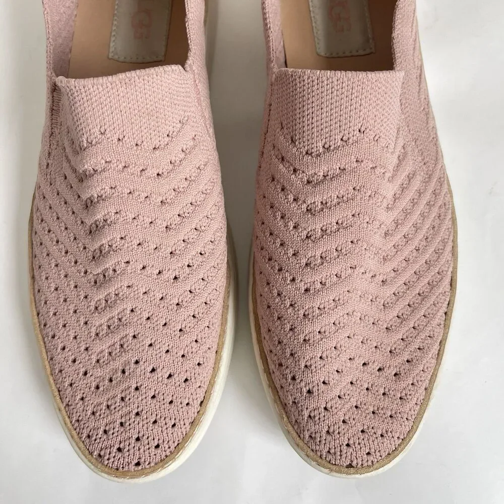 UGGs Women's Sammy Chevron Slip On‎ Comfort Knit Shoes Flats US 8 Pink